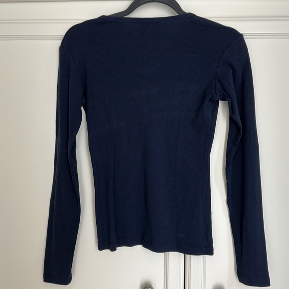 Tailor New York Navy shirt size XS with v-neck and a silver starfish. EU… - Picture 5 of 7